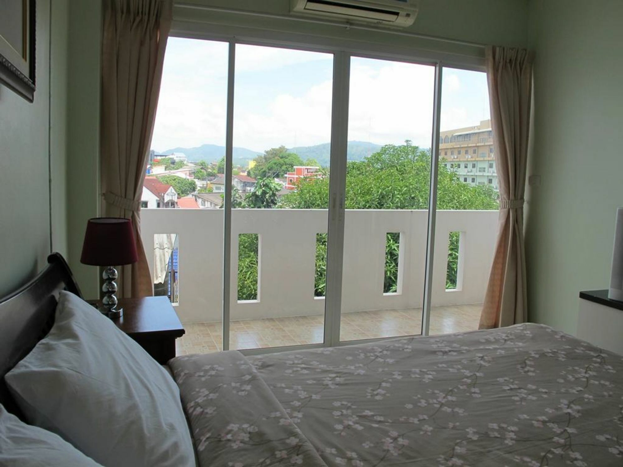 Machima House Hotel Phuket Kültér fotó